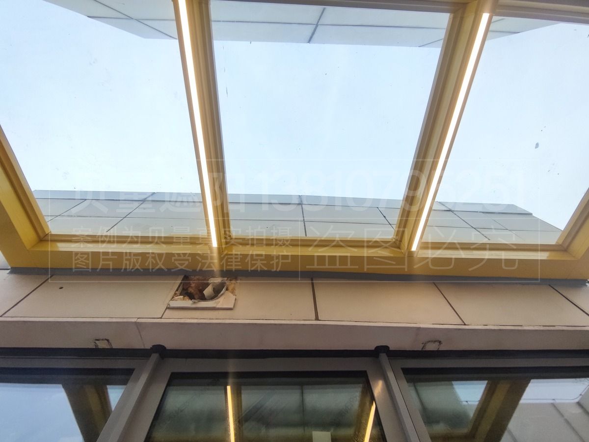 富力城E区-全盒伸缩篷&铝合金遮雨棚组合解决方案(图2) 6e862ca2079a25eb7b0538ac129a6939.jpg