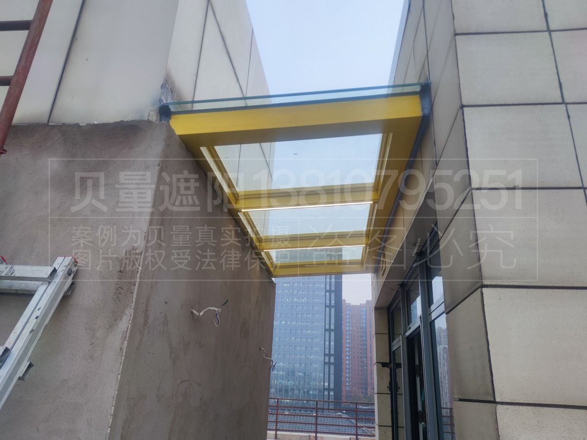 富力城E区-全盒伸缩篷&铝合金遮雨棚组合解决方案(图7) 2f74c4b19fa76b8f1ffc791bc877b60a.jpg